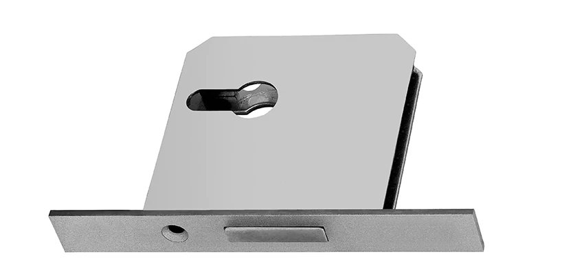 Fix A Deadbolt Door Lock in Gardena, California